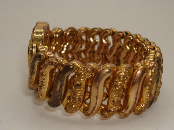 Antique Carmen D.F. Briggs Gold-Filled Heart Expansion Bracelet (1902-1922)