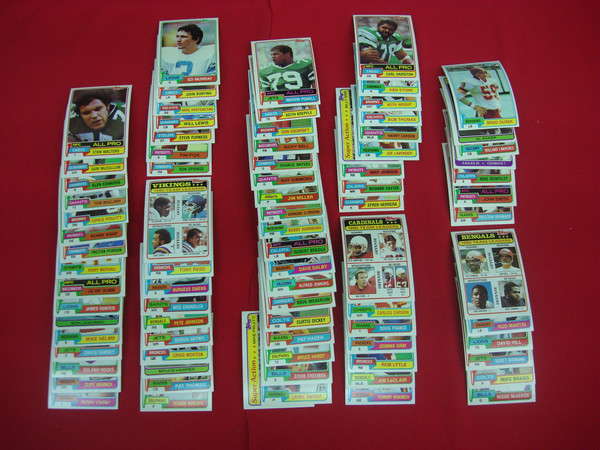 1981 Topps Football Card Lot (454/528) - Excellent-Mint Condition, Vintage Football Cards