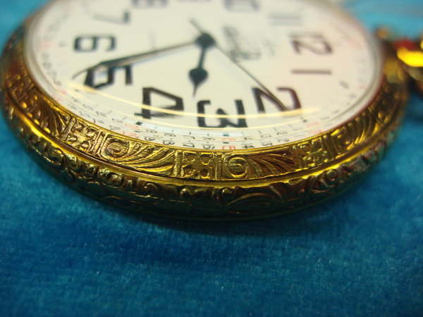 Vintage Colibri Train Pocket Watch - Antique Gold Tone, Open Face & Original Box