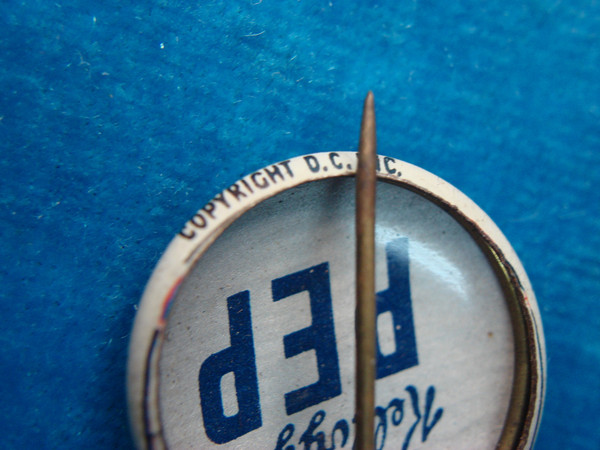 Vintage Superman Kellogg's PEP Pin - Collectible Comic Era Gift