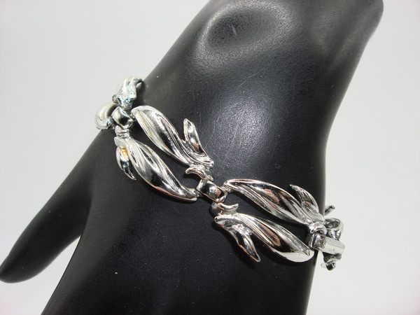 Vintage 1960s Claudette Silver Tone Metal Bracelet | Estate Find - 6.5 inches