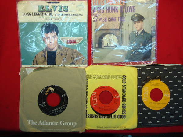 Vintage Elvis Presley 45s - Group of 5 Classic Hits