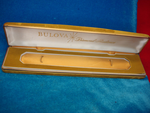 Vintage Bulova Diamond Watch Box - Gold Velvet Clamshell Case -  Excellent Display