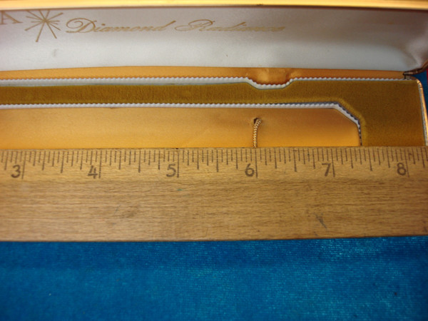 Vintage Bulova Diamond Watch Box - Gold Velvet Clamshell Case -  Excellent Display