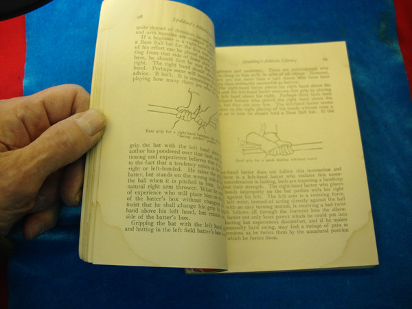 Vintage Spalding's Athletic Library No. 80R 'How To Bat' - 1921 Baseball Instruction Book