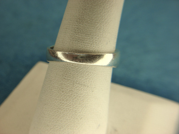Pre-Owned Sterling Silver Ribbon Ring - Size 9, 3.9 Grams