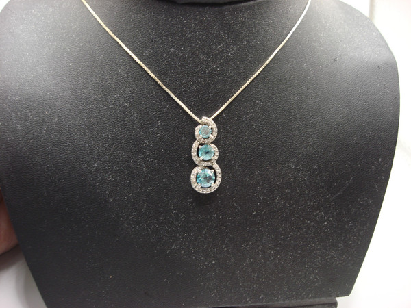 KAY Jewelers Sterling Silver Blue Topaz Pendant Necklace (1.25 CTW)