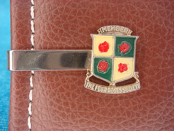 Vintage Gold Tone Four Roses Society Tie Clip - Enamel Design (1.5 inches)