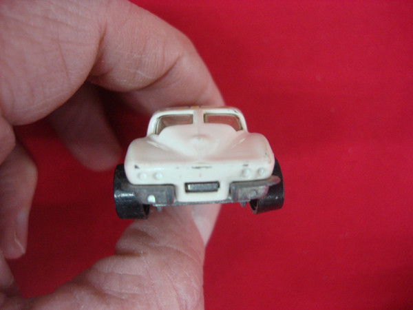 1989 Hot Wheels Black Walls '63 Corvette Stingray Split Window - White w/ Red Flames - Collectible Classic Car Model