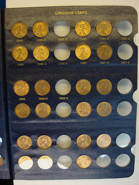 Lincoln Cents Collection 1909-1995 (212 Coins) in Whitman Album - Nice Circulated Set