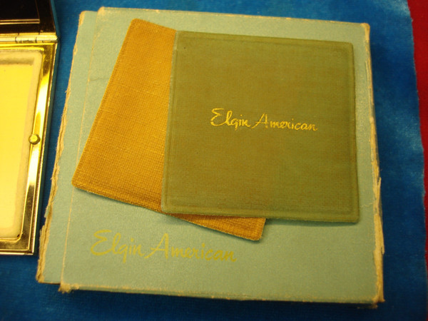 Vintage Elgin American Powder Compact (1940s-50s) - Gold Tone & Silver Detail, Rare Find
