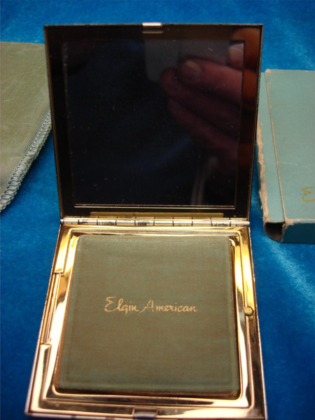 Vintage Elgin American Powder Compact (1940s-50s) - Gold Tone & Silver Detail, Rare Find