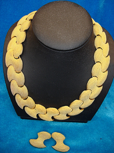 Vintage Park Lane Gold Tone Choker Necklace & Earrings Set - Estate Find, Excellent Condition