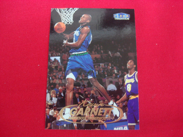 1998-99 Fleer Tradition Kevin Garnett Card (#100) w/ Kobe Bryant - Timberwolves Basketball Card