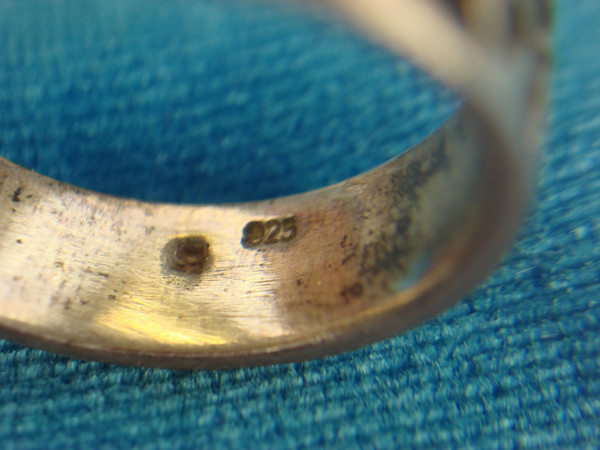 Vintage Sterling Silver Band Ring w/ Circles & Arrows, Black Enamel - Size 9.5