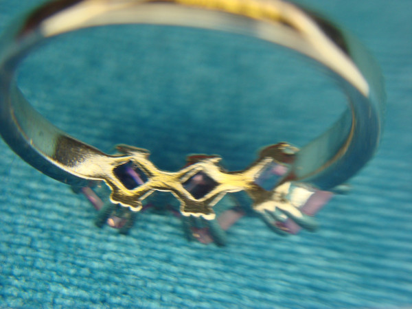 Vintage Sterling Silver Ring with 3 Purple Princess Cut Stones - Size 9
