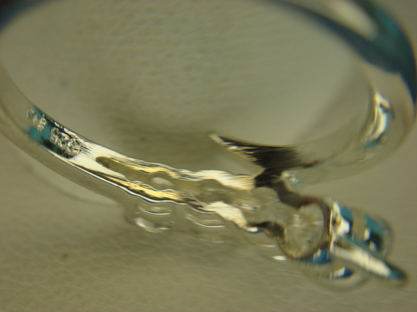 Sparkling Sterling Silver Ring with Fancy Setting & Graduated Simulant Diamonds (Size 7)