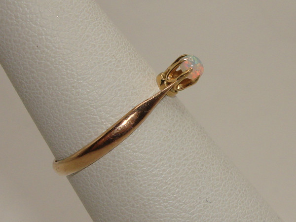 Vintage 10K Gold Fiery Opal Ring (Size 6) - Estate Find