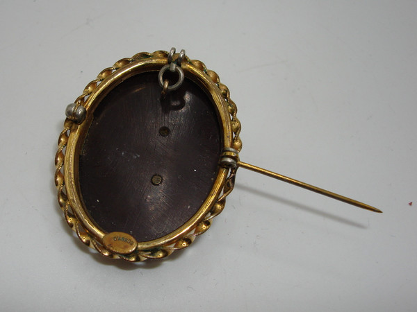 Vintage D'Abros Gold Filled Cameo Pin/Pendant - White Carved Cameo, 10K GF