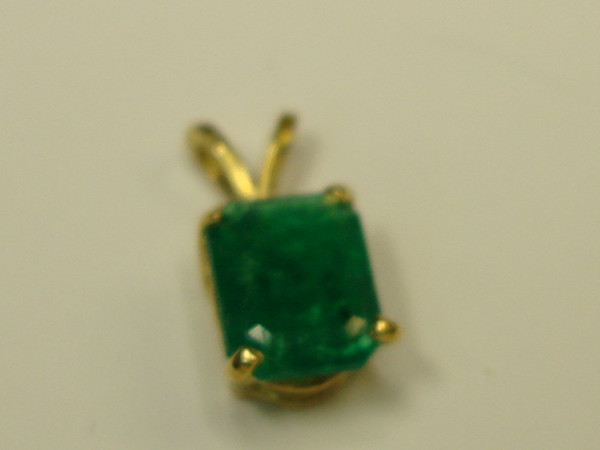 Rare Find! 14K Gold Emerald Pendant (1.5ctw) - Natural, Excellent Color