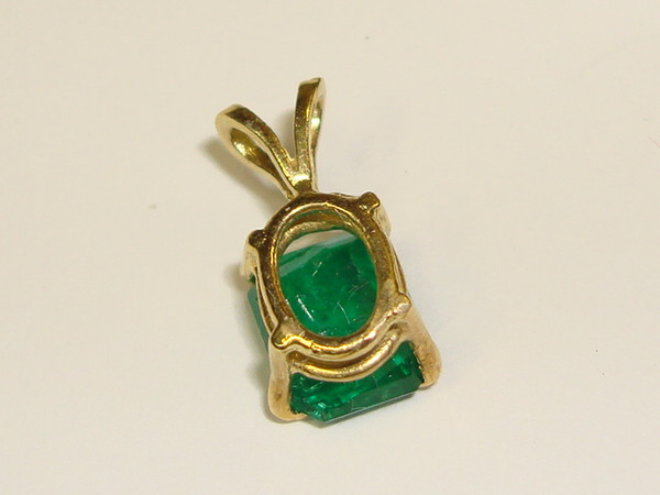 Rare Find! 14K Gold Emerald Pendant (1.5ctw) - Natural, Excellent Color