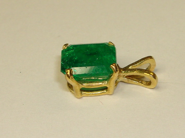 Rare Find! 14K Gold Emerald Pendant (1.5ctw) - Natural, Excellent Color