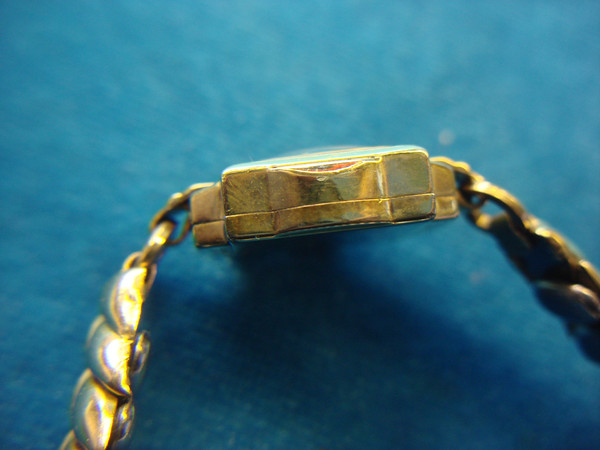 Vintage Bulova Ladies Watch - 10K RGP Case, Serviced & Excellent Condition