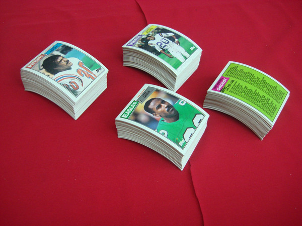 1987 Topps Football Card Collection (250+ Cards) - Excellent to Mint Condition