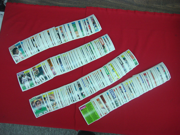 1987 Topps Football Card Collection (250+ Cards) - Excellent to Mint Condition