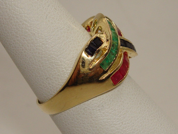 Vintage 14K Gold Sapphire, Emerald & Ruby Ring (Size 7)