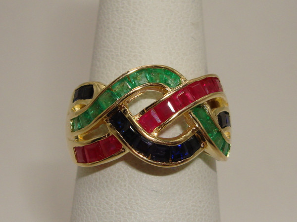 Vintage 14K Gold Sapphire, Emerald & Ruby Ring (Size 7)
