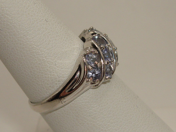 14K White Gold Tanzanite Ring | 1+ CTW Blue Gemstones | Size 8