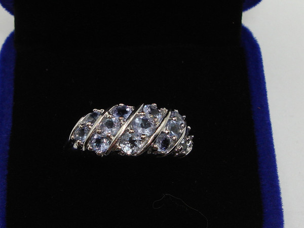 14K White Gold Tanzanite Ring | 1+ CTW Blue Gemstones | Size 8