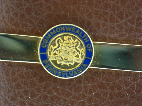 Vintage Pennsylvania Tie Clip - Gold Tone & Blue Enamel State Seal - #504