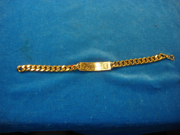 Vintage Speidel ID Bracelet - Gold Tone, Black Center Piece, Unworn Condition (8 inches)