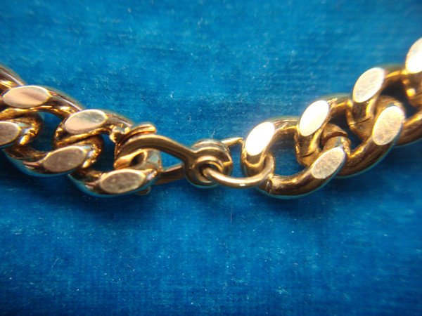 Vintage Speidel ID Bracelet - Gold Tone, Black Center Piece, Unworn Condition (8 inches)