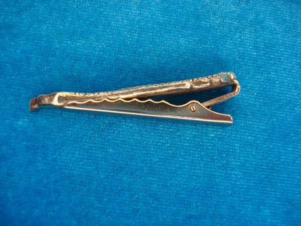 Vintage Gold-Tone Serpent Tie Clip with Green Eyes - Unique & Elegant Men's Accessory