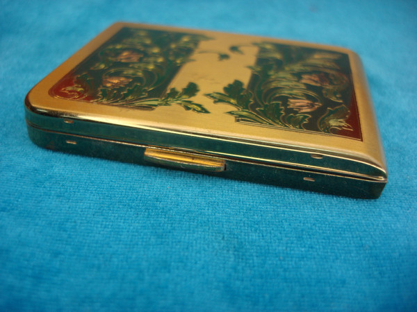 Vintage Elgin American Powder Compact - Green & Rose Scene, 1940s-50s