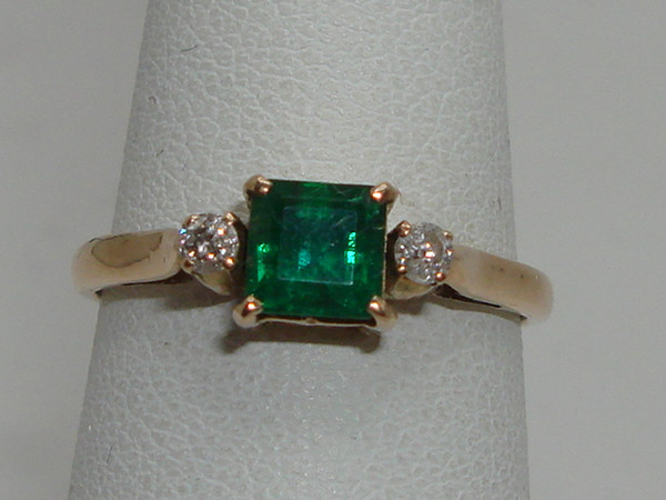 Elegant 14K Gold Emerald & Diamond Ring, Size 6 - Vintage Style