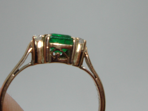 Elegant 14K Gold Emerald & Diamond Ring, Size 6 - Vintage Style