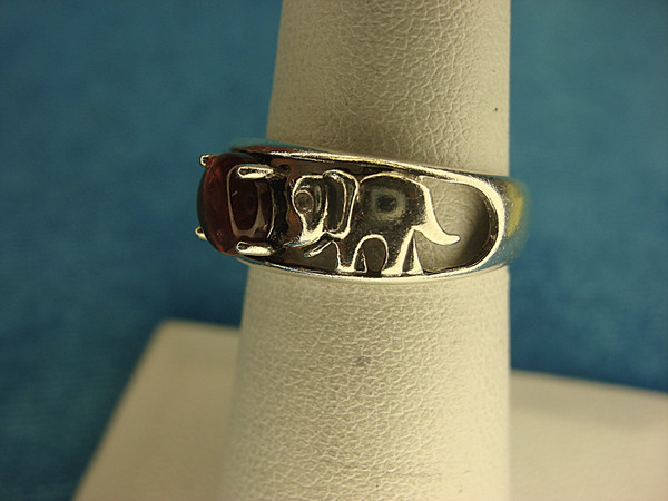 Sterling Silver Elephant Ring with Amber Stone - Size 6, Pre-Owned