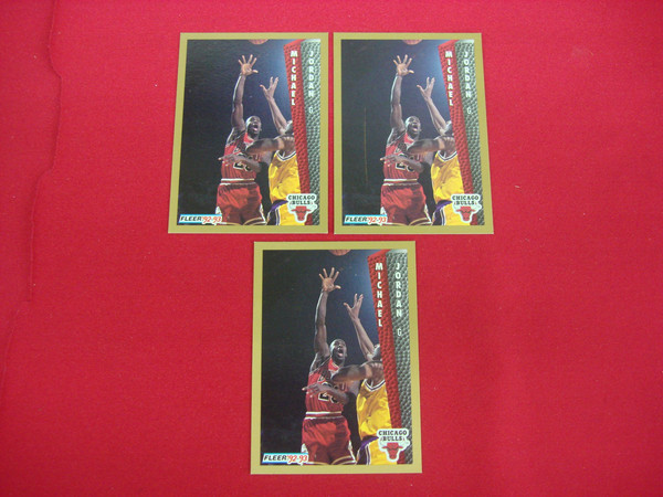 1992-93 Fleer Michael Jordan #32 Chicago Bulls Basketball Card 3-Card Lot - Graded Based on Photos