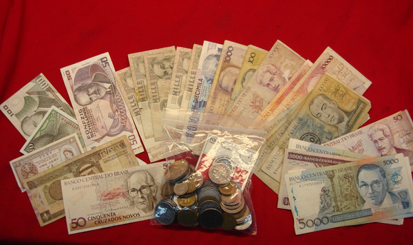 Vintage European & Brazilian Banknotes & Coins Collection (1980s-1990s)