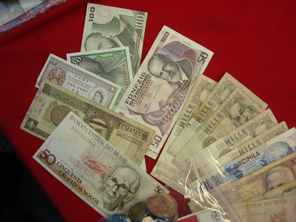 Vintage European & Brazilian Banknotes & Coins Collection (1980s-1990s)