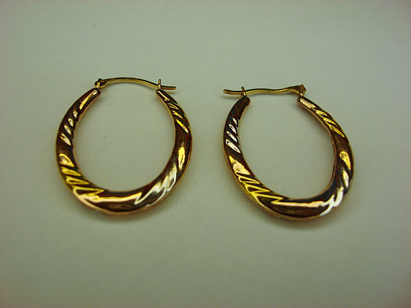 Sterling Silver Elongated Hoop Earrings with 14K Gold Highlights (Yellow & Rose)