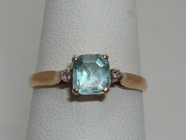 Vintage 10K Gold Aqua & Diamond Ring | Size 6 | 1/3 CTW