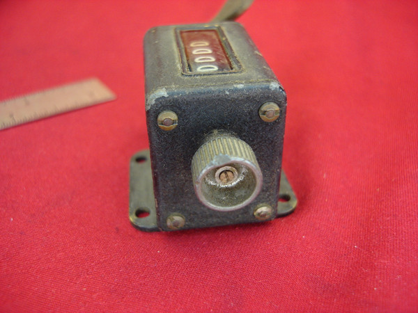 Vintage Mechanical Counter - 5 Digit Brass, Functional, Manual Operation