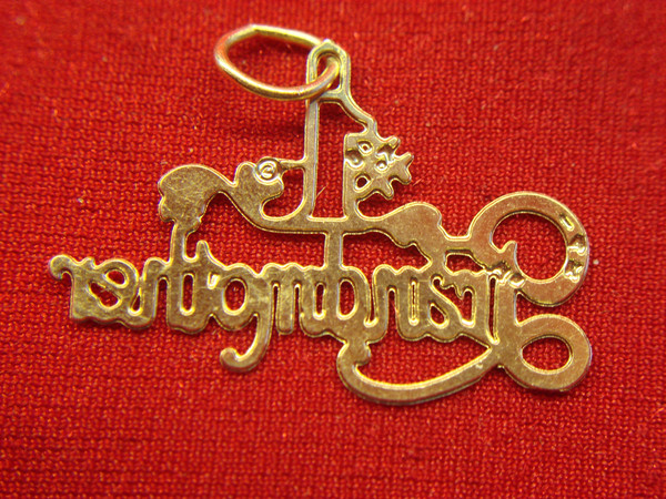 14K Yellow Gold #1 Grandmother Charm Pendant - Diamond Cut Accents - Excellent Condition