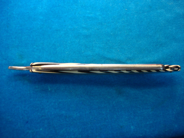 Vintage GENCO Straight Razor with Fancy Side Panels - Excellent Condition