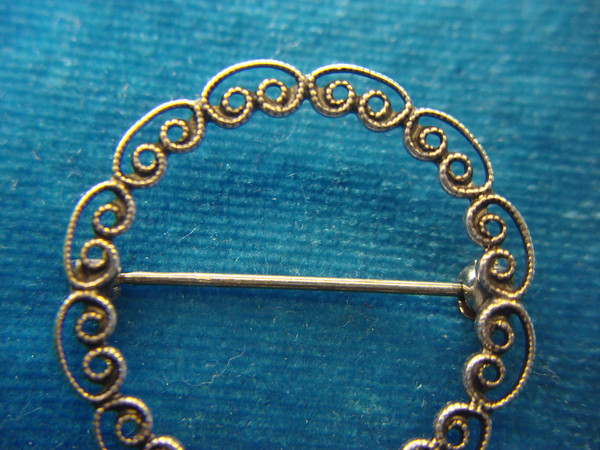 Vintage Beau Sterling 1 1/8 Inch Circle Pin - Great Condition - 2.1 Grams